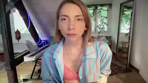 Anna Darko online show from 18, 7, 2026