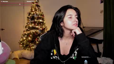 Snapshot of annaforevers chatting on 19, 11, 2025 Anna Forevers online show from 19, 11, 2025