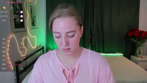 annagrees1 online show from 3, 12, 2025