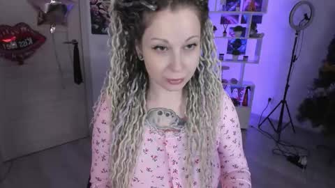 Anna online show from 9, 11, 2025