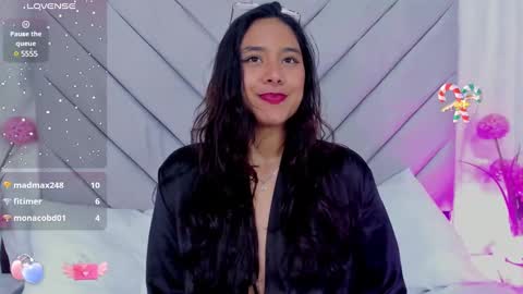 Snapshot of annaqueen_ chatting on 1, 2, 2025 Anna online show from 1, 2, 2025