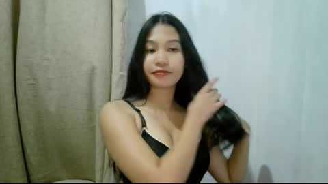 Riane online show from 12, 10, 2025