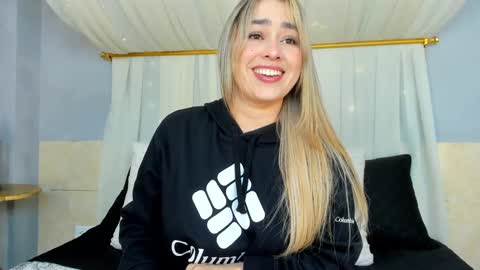 Anna Victoria online show from 4, 1, 2025