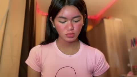 Kim online show from 8, 12, 2024