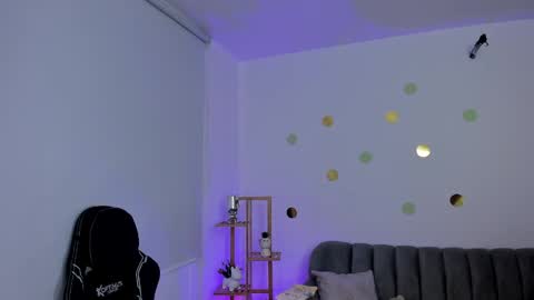 Annelise Hansen online show from 21, 4, 2026