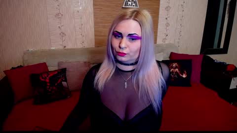 AnnessixReign online show from 11, 12, 2024
