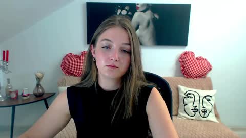 annewilsonn online show from 28, 5, 2026