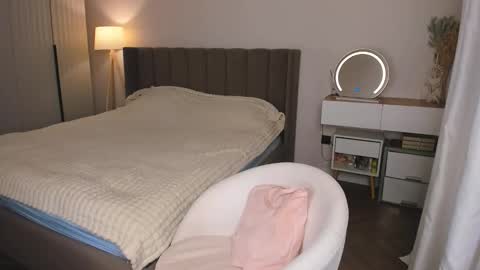 Annie online show from 16, 2, 2026