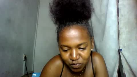 Snapshot of annick98 chatting on 17, 2, 2026 annick98 online show from 17, 2, 2026