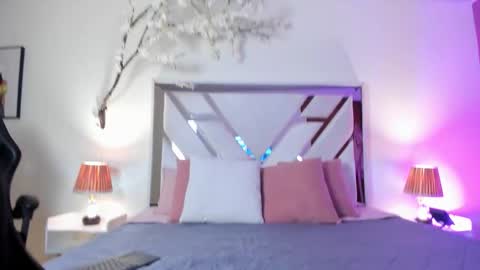Annie  online show from 21, 10, 2025