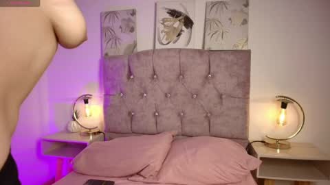 Snapshot of annie_bonnie_ chatting on 3, 6, 2026 Annie Bonnie online show from 3, 6, 2026