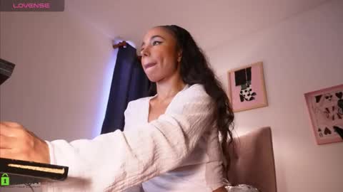 Snapshot of annie_es chatting on 17, 2, 2026 Annie online show from 17, 2, 2026