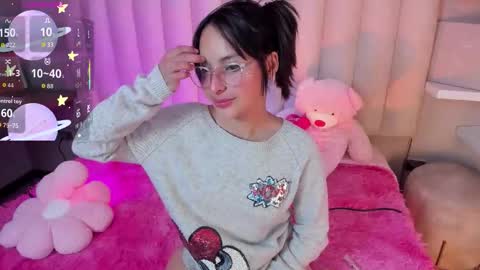   online show from 23, 12, 2025