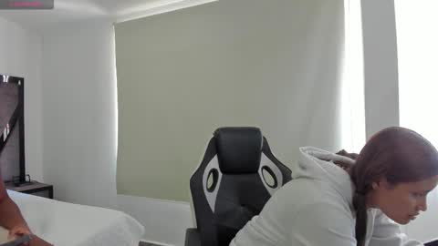 Snapshot of annieandstefan chatting on 1, 3, 2026 Annie and Stefan online show from 1, 3, 2026