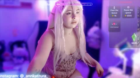 Annie Katzura new acount online show from 20, 9, 2025