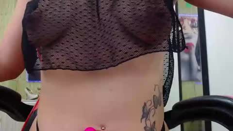 Anniee online show from 28, 1, 2025