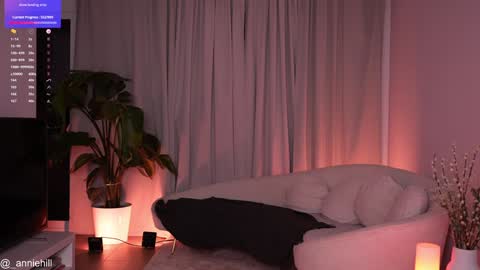 Snapshot of anniehillofficial_ chatting on 25, 1, 2025 anniehillofficial_ online show from 25, 1, 2025