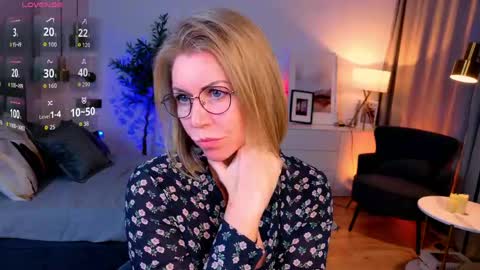 Annie online show from 21, 5, 2026