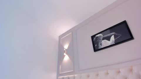 Snapshot of anniemartinezz chatting on 21, 1, 2025 Annie online show from 21, 1, 2025