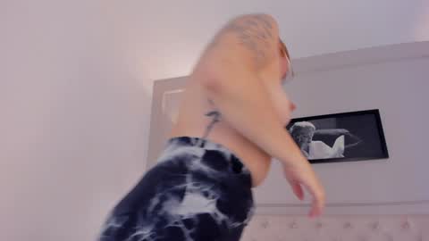 Snapshot of anniemartinezz chatting on 7, 2, 2025 Annie online show from 7, 2, 2025