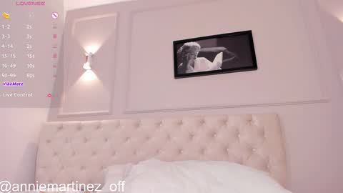 Snapshot of anniemartinezz chatting on 21, 2, 2025 Annie online show from 21, 2, 2025