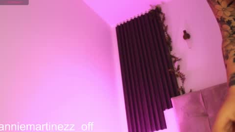 Snapshot of anniemartinezz chatting on 13, 10, 2025 Annie online show from 13, 10, 2025