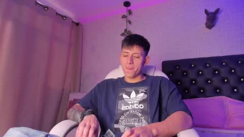 Annie  Alex online show from 13, 12, 2024