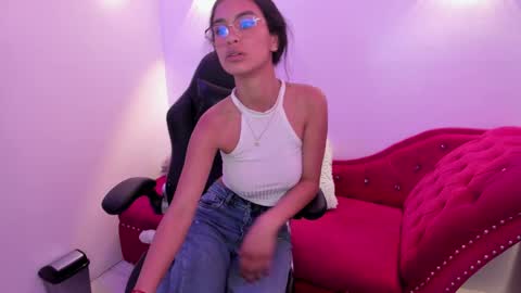 Annie Evans  online show from 21, 1, 2025