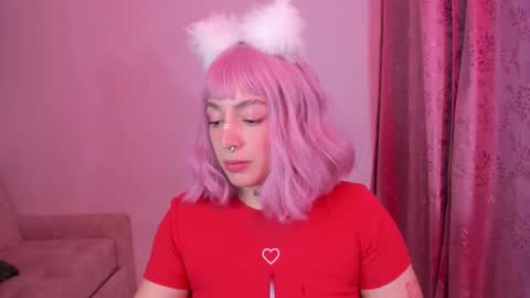 Snapshot of annika_03 chatting on 19, 10, 2025 Gise. online show from 19, 10, 2025