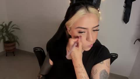 Annika online show from 14, 1, 2026