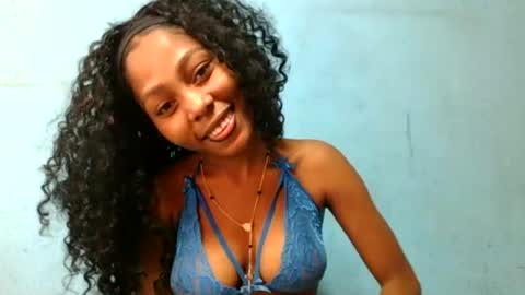 annistella online show from 13, 7, 2026