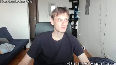 Snapshot of annonimsick chatting on 7, 10, 2025 online show from 7, 10, 2025