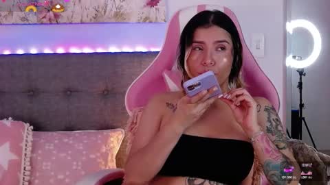 Antonella Lee online show from 19, 11, 2025