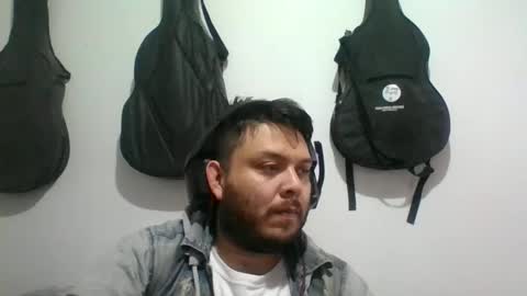 lion kennedy independent model moderator online show from 14, 9, 2025