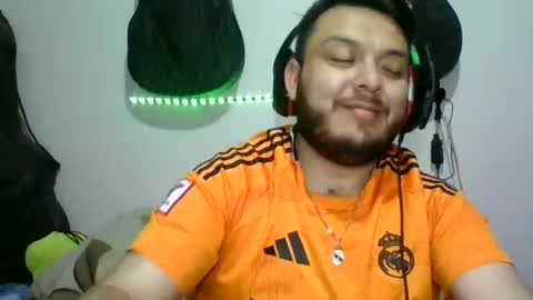 lion kennedy independent model moderator online show from 5, 11, 2025