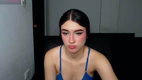 Anny online show from 1, 3, 2025