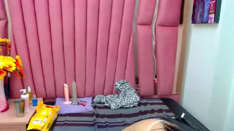 Anny online show from 4, 2, 2025