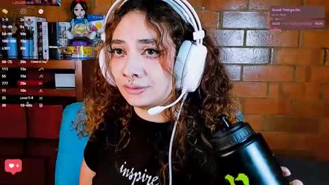 Anny  IG online show from 10, 10, 2025