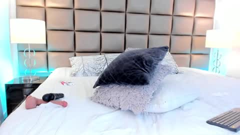    online show from 22, 2, 2025