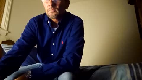 Snapshot of anonychris chatting on 30, 10, 2025 AnonaChris online show from 30, 10, 2025