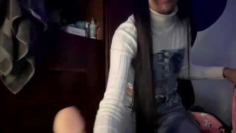 Snapshot of anotella_aa chatting on 28, 11, 2025 anotella_aa online show from 28, 11, 2025