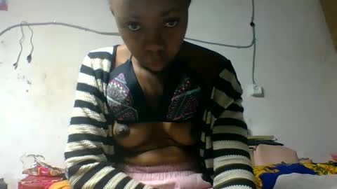 Snapshot of anouskaaa chatting on 11, 9, 2025 anouskaaa online show from 11, 9, 2025