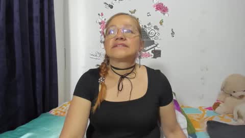 anthonela_mature_ online show from 15, 10, 2025