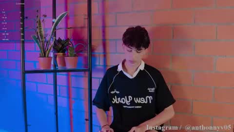 TONY NEW ACCOUNT online show from 17, 4, 2026