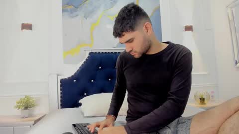 Snapshot of anthony_gray chatting on 26, 2, 2026 online show from 26, 2, 2026