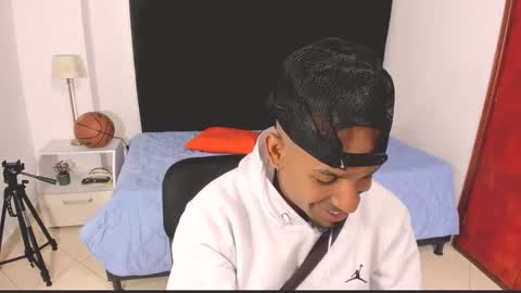       online show from 11, 10, 2025