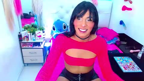 antonela_xx3 online show from 16, 1, 2025