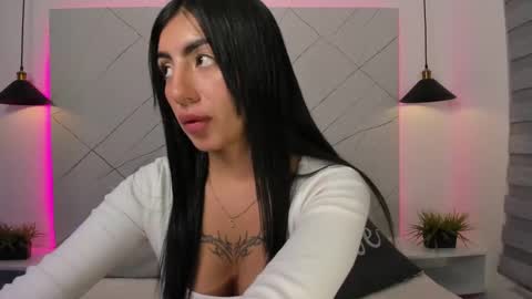 Antonella online show from 3, 2, 2025