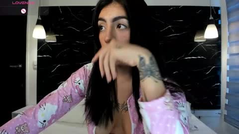 Antonella online show from 10, 3, 2025