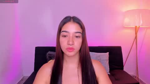 Snapshot of antonella_grayy chatting on 26, 6, 2026 Antonella Grayy online show from 26, 6, 2026